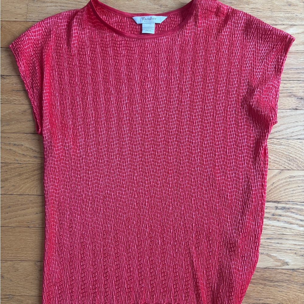 TanJay Vibrant Red Short Sleeve Top